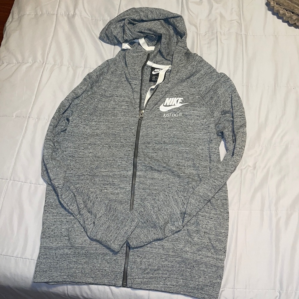 NIKE zip up sweater